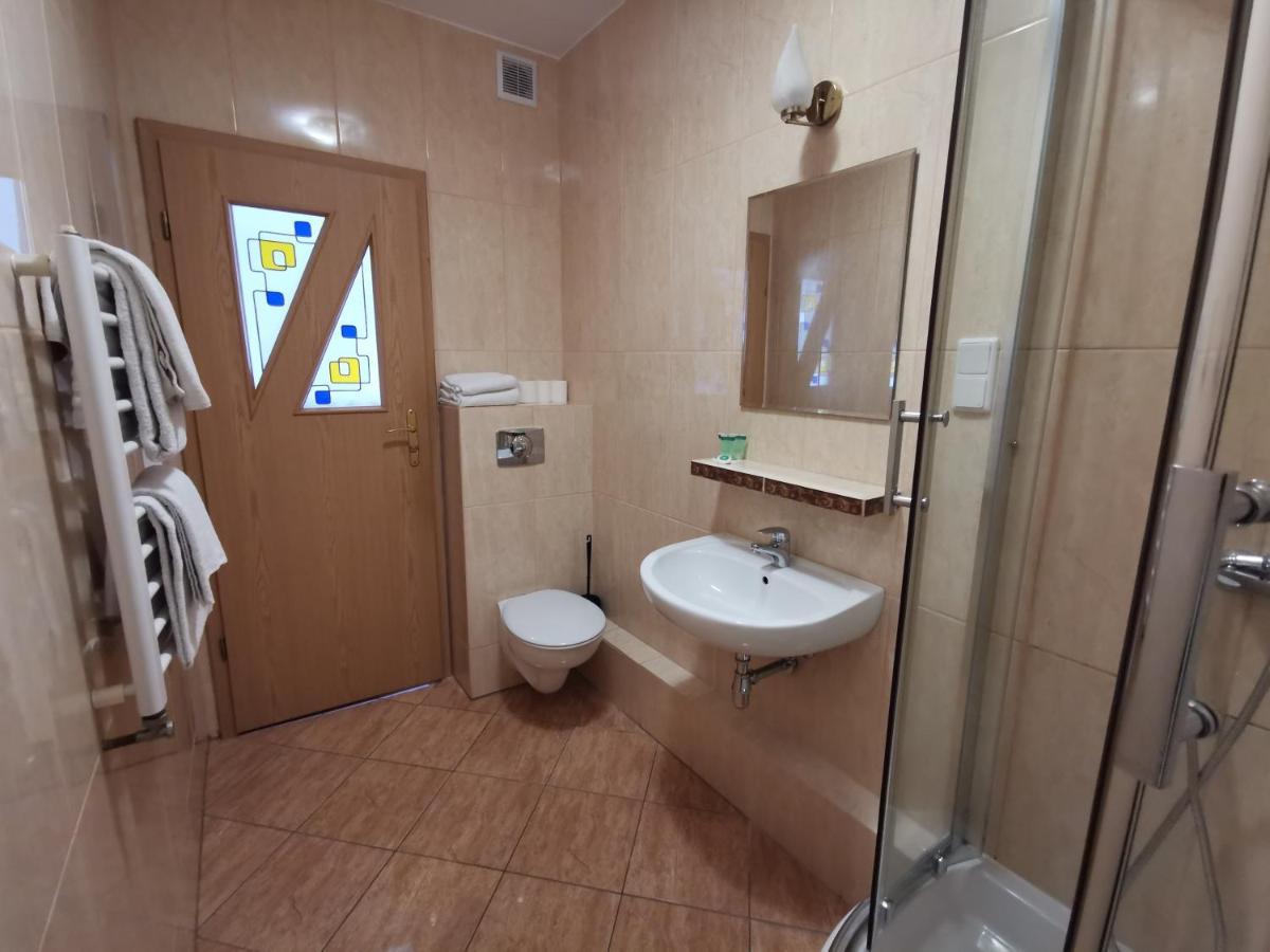Hotel Zieliniec Poznań Eksteriør billede