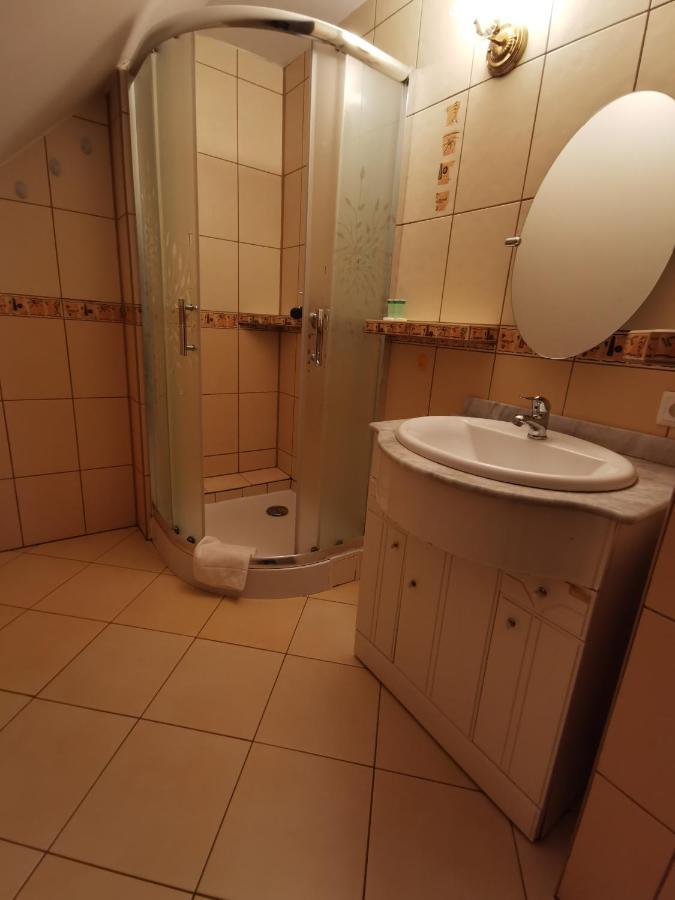 Hotel Zieliniec Poznań Eksteriør billede