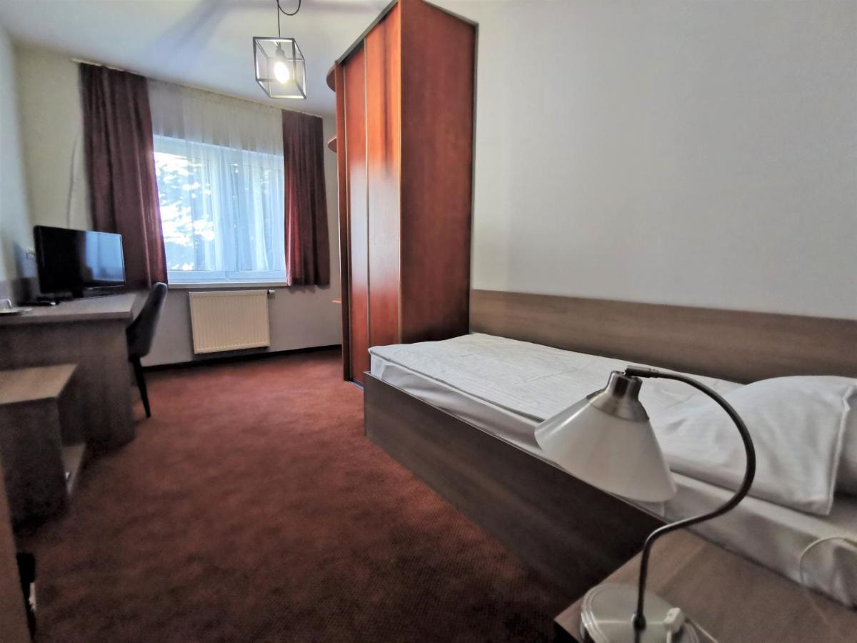 Hotel Zieliniec Poznań Eksteriør billede